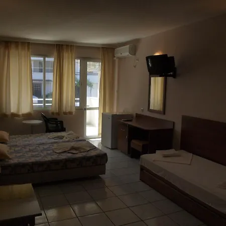 Casa de hóspedes Guestrooms Maria Antoaneta 2*