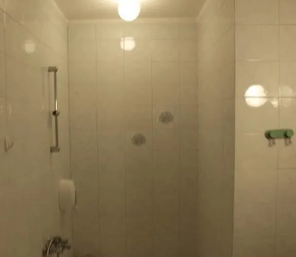 Casa de hóspedes Guestrooms Maria Antoaneta 2*