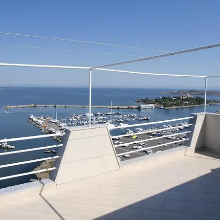 Guest house Guestrooms Maria Antoaneta 2*